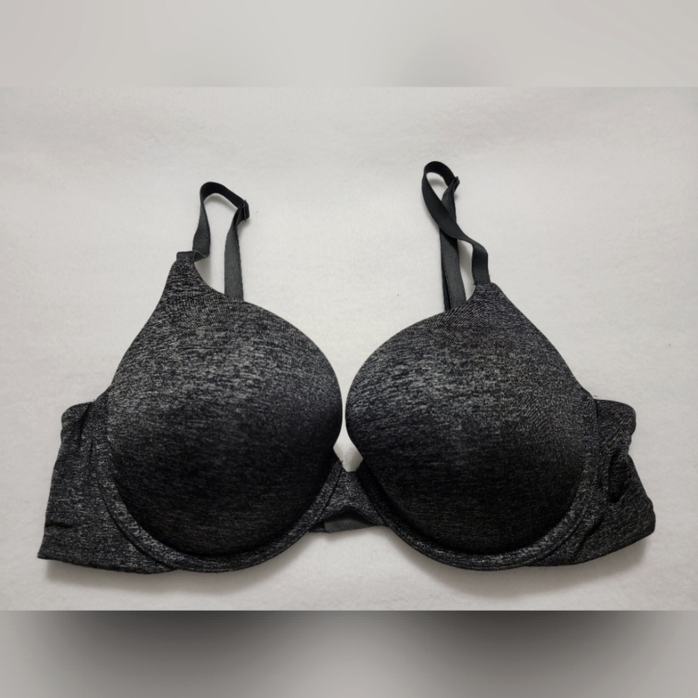 Victoria's Secret T-Shirt Bra - 36C